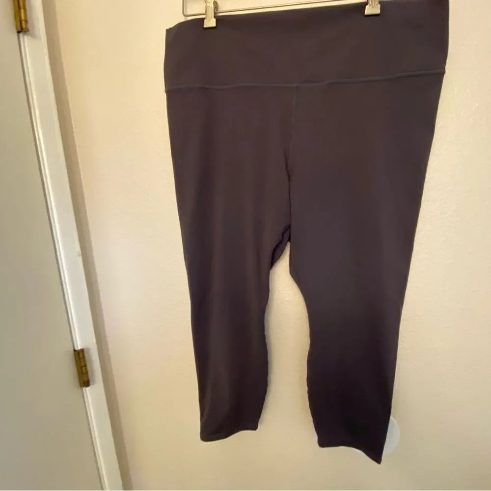 Fabletics Define PowerHold High Waist crop dark gray plus size leggings 3X